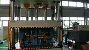 汽車内(nei)飾壓制(zhi)成型